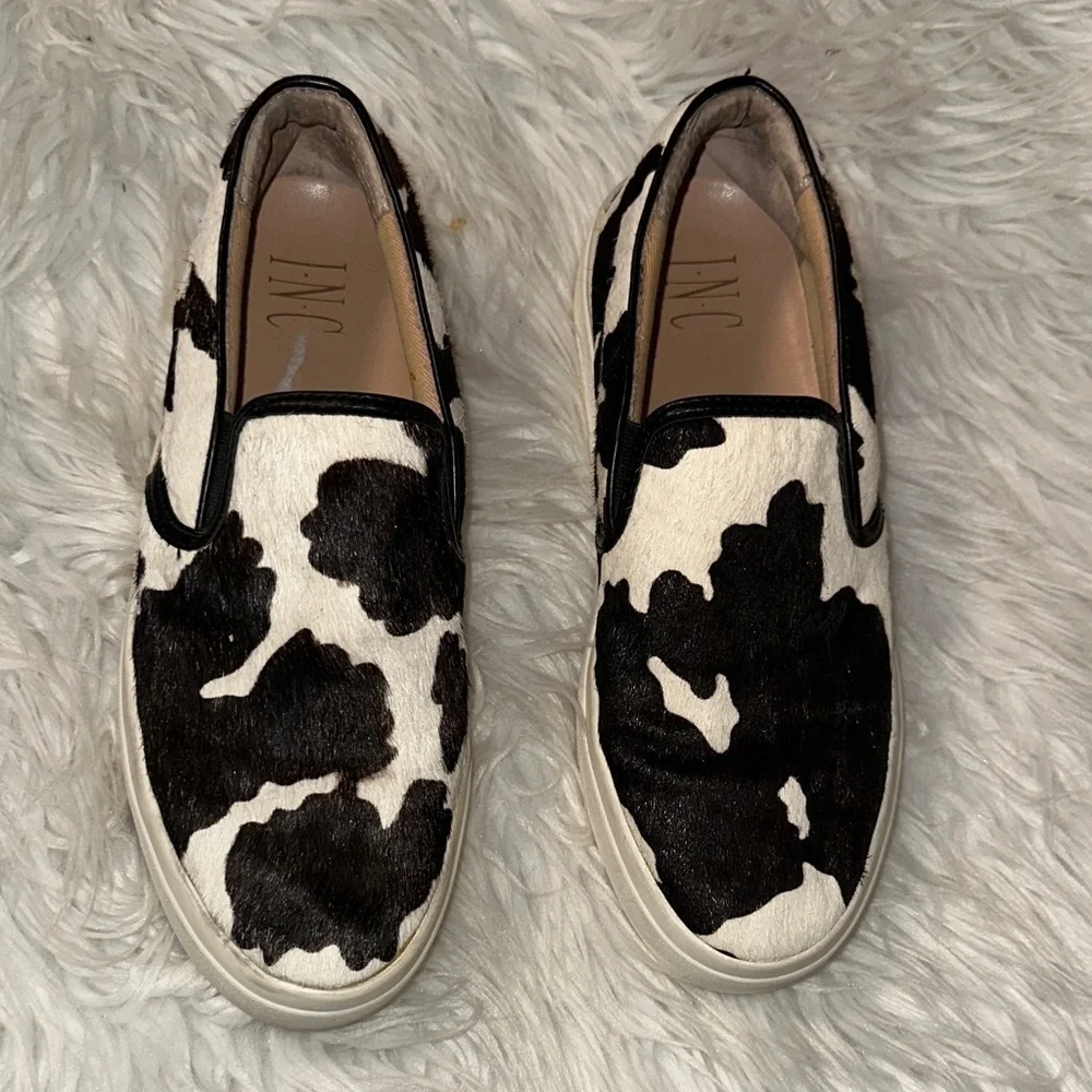 INC International Concepts, Cow Hair Fur Upper Black/White Slip On Sneaker 8M